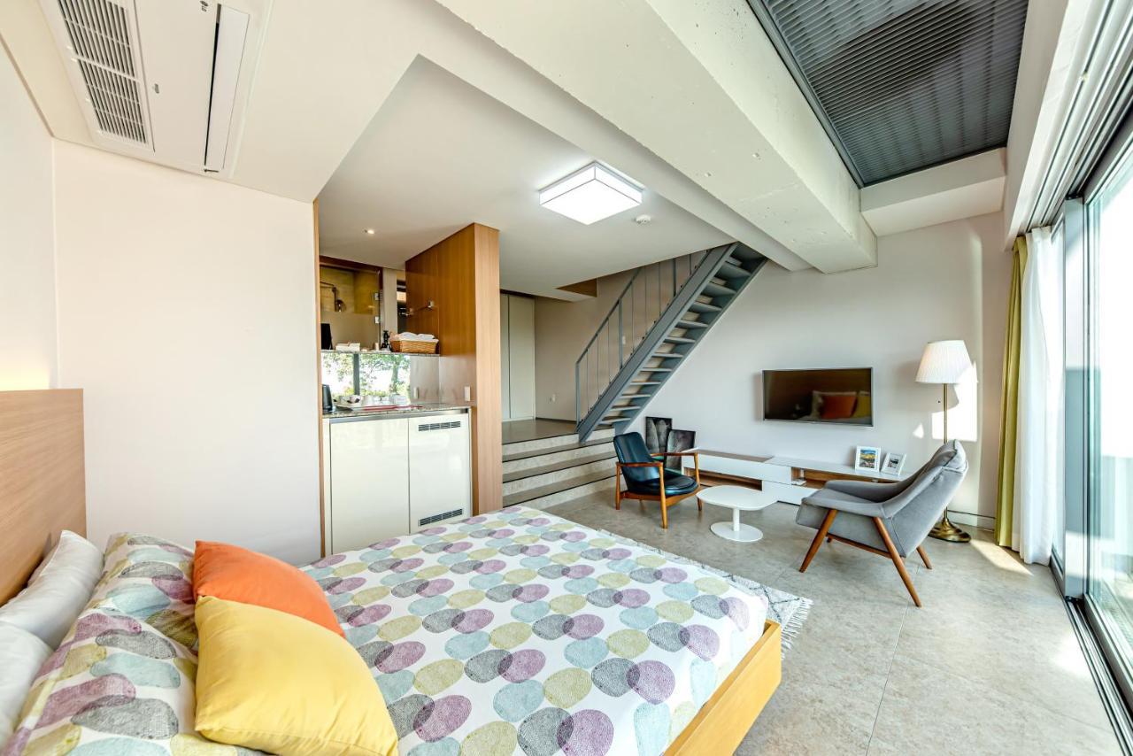 Jeju Bom Stay Seogwipo Exterior foto